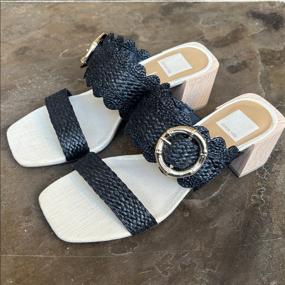 Dolce Vita Zophy Sandal - Picture 5 of 14